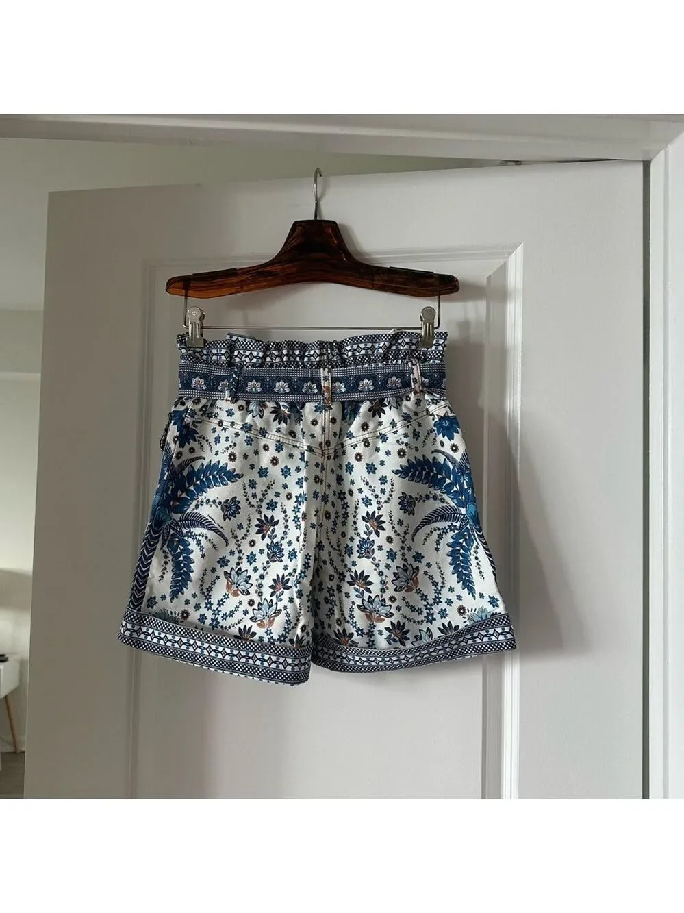 Farm Rio Off-White Encanto Tropical Shorts